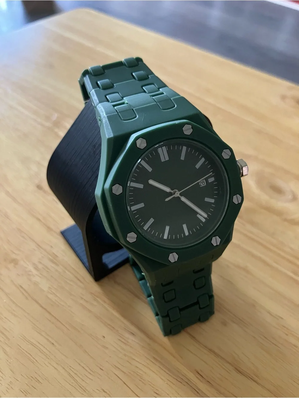 N/A stylish green